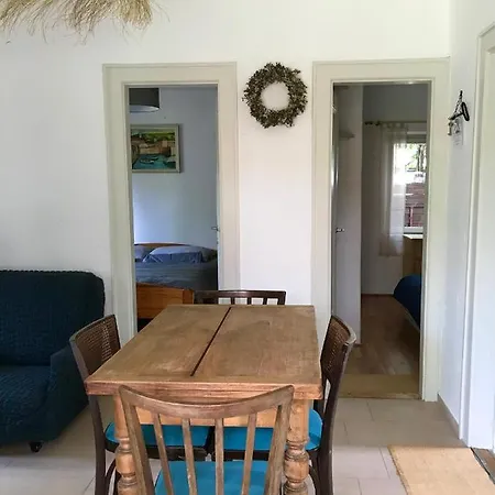 Balatonszéplak Apartman *